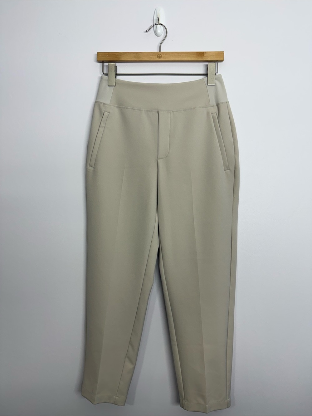 Athleta Endless Pant Cream Size 2 26.5”